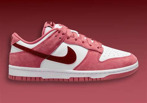 nike dunk saint valentin|nike sb dunk low price.